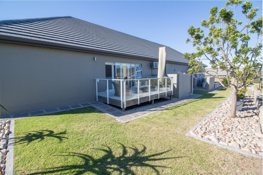 5 Bedroom Property for Sale in Num Num Cape Estate Western Cape
